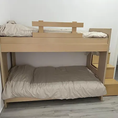 Apartment Cerriku *
